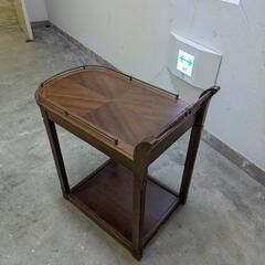 バーカウンターテーブルの画像
