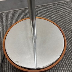 ニトリ フロアランプ 3灯の画像