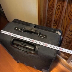 70x50x30cm 頑丈な大型スーツケース　の画像