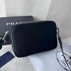 PRADA ショルダーバッグの画像