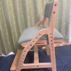 子供用チェアの画像