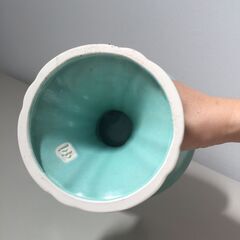 ○花びん カビン 花瓶 花器 フラワーベース 生け花 いけばな 洋風 水色 サイズ直径17㎝高さ14.5㎝ 保管品(NF250809)517-123の画像