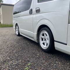 エセックス ESSEX ハイエース 18インチタイヤホイールセット