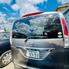 日産セレナの画像