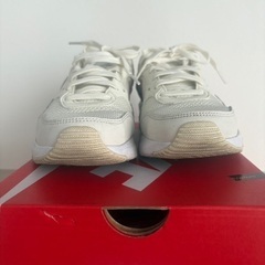 NIKEエアマックスレディースの画像