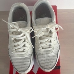 NIKEエアマックスレディースの画像