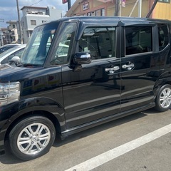 【車検付き！装備充実のN-BOXカスタム・黒・諸費用込み】の画像
