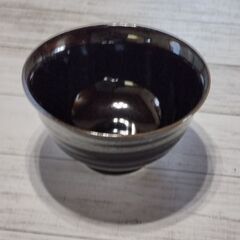 御飯茶碗と丼の画像