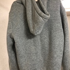 GAPパーカーの画像