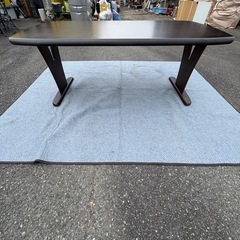 値引しました⚫︎6人掛けテーブル(美品)(中古)⚫︎の画像