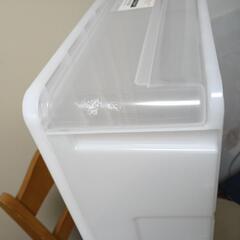 美品！ニトリ 押入れケース（難あり）の画像