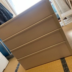 FITS衣装ケース4箱の画像