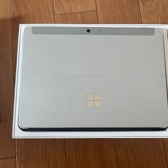 surface GO3中古の画像