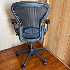 元値20万　Herman Miller 椅子　昇降チェアー　の画像
