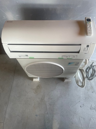 ダイキンエルームエアコン2018年AN22VESK-W