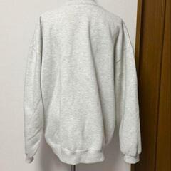 Discoat グレー 英字プリント スウェットの画像