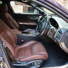 予備検査ジャガー XF S 380PS/ブローグライトオイスターステッチレザーシート/アダプティブクルーズ/10.2インチナビ/地デジ/バックカメラ/Meridianの画像
