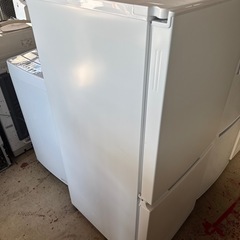 【R0001】【新品価格50000円】シャープ 冷蔵庫 幅49.5cm 152L 両開き(つけかえどっちもドア) SJ-D15P-W マットホワイト 大容量冷凍室　の画像