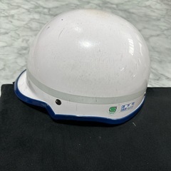 ヘルメットの画像