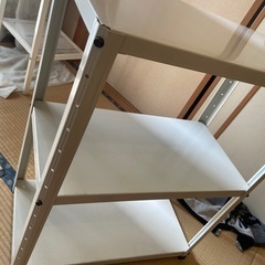 ３段スチールラックの画像
