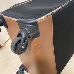 機内持ち込みサイズ　キャリーケース　ブラック　国産品　　の画像