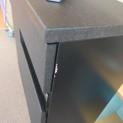 SHARP、AQUOS32型TV、2008年モデルとTV棚セットです。の画像