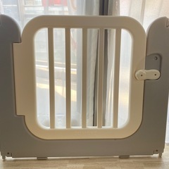 ベビーサークル 5ways変形可能 固定用パーツ付き の画像