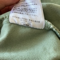 モスグリーン半ズボン　150cmサイズの画像