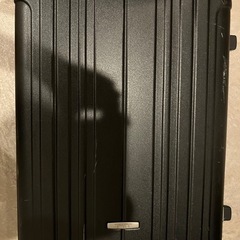 キャリーケース　ブラックの画像