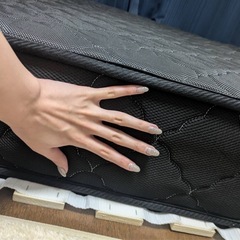 クイーン
サイズ　マットレス　すのこ付き　半年のみ使用の画像