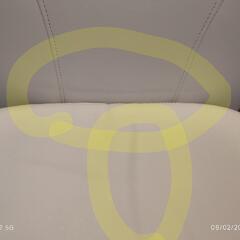 NITORI コンパクトな白のワークデスクと白のチェアの画像
