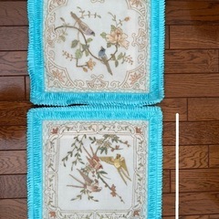 新品未使用クッションカバー　鳥の刺繍の画像
