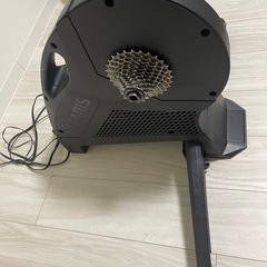 サリス　H3 スマートトレーナー　ロードバイク　室内ロード 取り付けキット付き
の画像