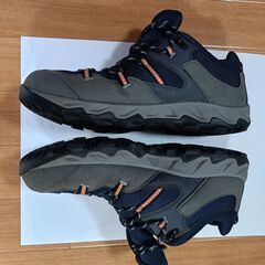 Columbia　セイバー５　ロウ　アウトドライ　27cmの画像