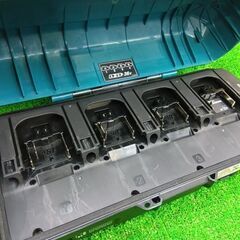 マキタ makita BAC01 PDC01 DCACインバータ ポータブル電源ユニット付き【船橋馬込店】【店頭取引限定】【中古】ITEBIXYCCCA6の画像