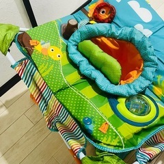 日本育児　ポップアップ　ジャンパー
の画像