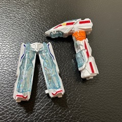 新幹線　何かのおもちゃの一部の画像