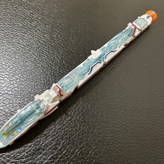 新幹線　何かのおもちゃの一部の画像