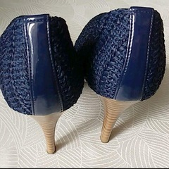 【美品】キビラ　23.5㎝
パンプスの画像