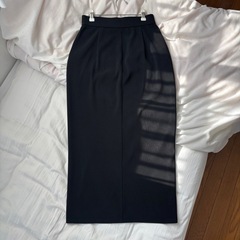 GU フロントジップスカート🖤の画像