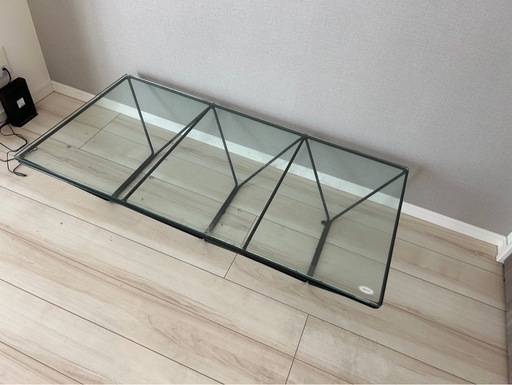イタリア家具　B&B Italia Alanda アランダ ガラス ローテーブル　輸入家具 B&B Italia｜アランダ ガラステーブル（中古品） - 中古家具販売・展示