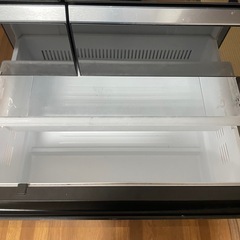 Panasonic 6枚扉　冷蔵庫　551Lの画像