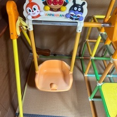 アンパンマン　ジャングルジム　滑り台　ブランコの画像