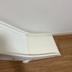 子ども用すべり台の画像