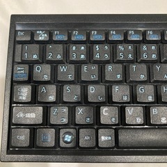 ワイヤレスキーボードの画像
