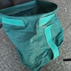 充電式　軽量 草刈り機　+草刈り装備の画像