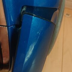 掃除機(破損箇所あり)の画像