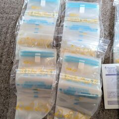 カネソン　母乳バッグ　50枚超の画像