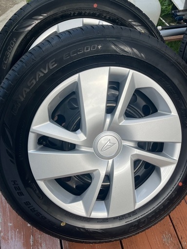 【代理投稿】新車ダイハツロッキー　純正タイヤ4本