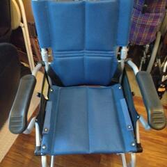美品　介助式車椅子の画像